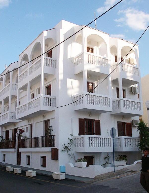 Sea Stone Apartments Kárpathos Eksteriør billede